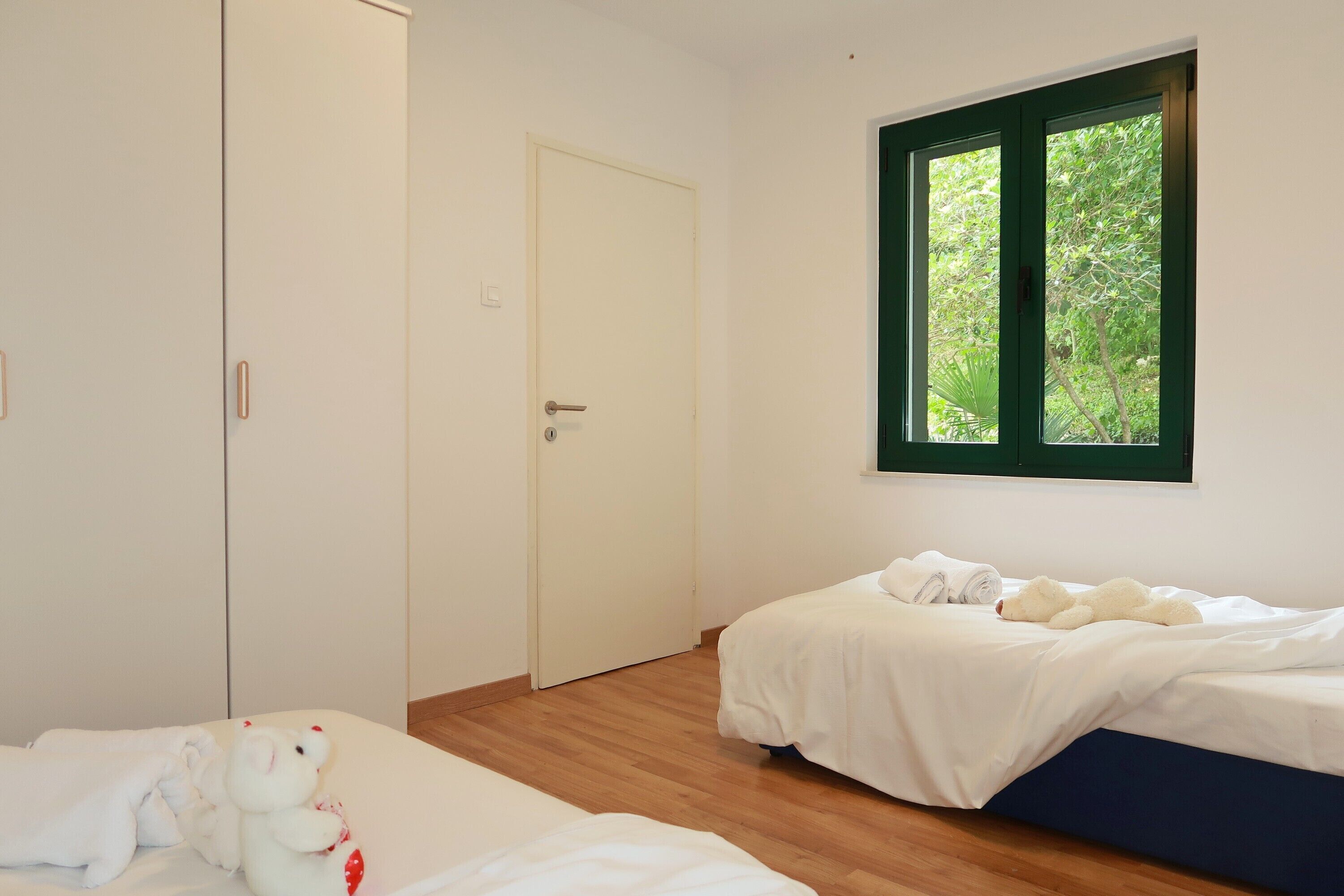Maison Familiale, plusieurs chambres, côté montagne (Beachside House Lara)
