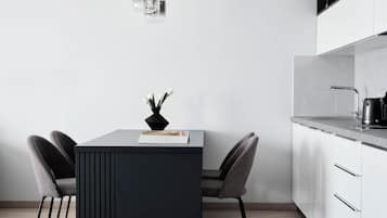 Elite Suite, Balcony, City View | Private kitchenette