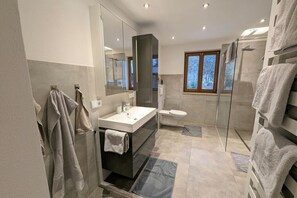 Dusche, Haartrockner