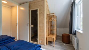 2 bedrooms, internet