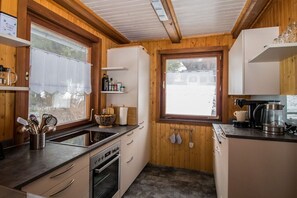 Refrigerador, horno, parrilla de estufa y lavavajillas 
