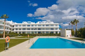 Pool - Moscu 12 Comfortable holiday residence (Estepona)