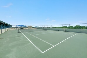 Sport court - Phoenix on the Bay 1-1114 ~ In/Outdoor Pools, Hot Tub, Lazy River + $400 in FREE Activities Daily (Orange Beach)