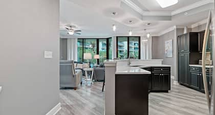 Phoenix on the Bay 1-1114 ~ In/Outdoor Pools, Hot Tub, Lazy River + $400 in FREE Activities Daily