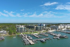 Marina - Phoenix on the Bay 1-1114 ~ In/Outdoor Pools, Hot Tub, Lazy River + $400 in FREE Activities Daily (Orange Beach)