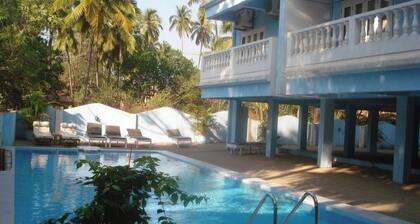 Cozy One BHK Apartment with Wi-Fi and AC in joyful Candolim Beach ⛱️