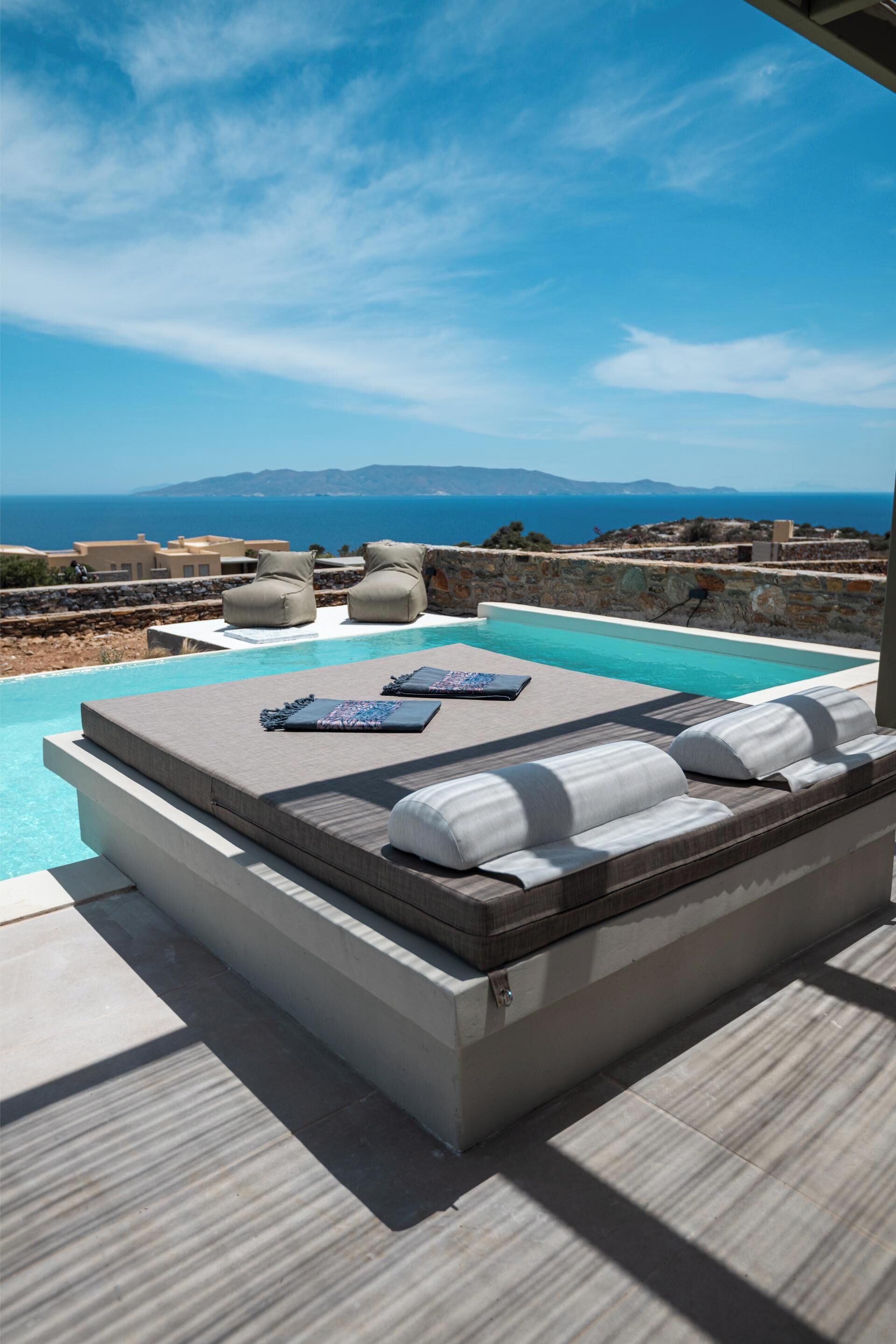 Sundeck