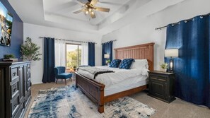 5 habitaciones, tabla de planchar con plancha y cuna de viaje