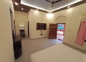 Quarto luxo | Wi-Fi de cortesia, roupa de cama