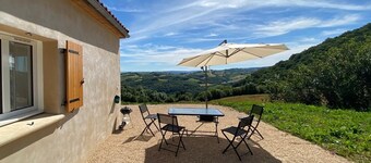 GITE ALL
 COMFORT NEAR MILLAU / ROQUEFORT PANORAMIC VIEW HEATED SWIMMING POOL