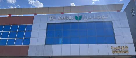 Fachada de la propiedad