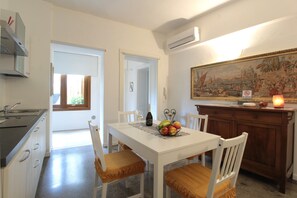 Apartment, City View | Dining room - Landlord La Pieve Apartment  (Valdobbiadene)