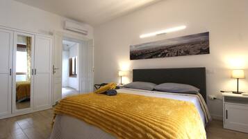 Apartemen, pemandangan kota | Wi-Fi gratis dan seprai linen