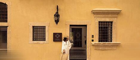 Façade de l’hébergement