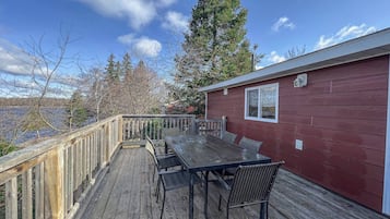 Loft, 2 Bedrooms | Outdoor dining