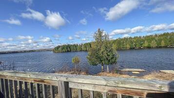 Loft, 2 Bedrooms | Property grounds