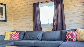 Loft, 2 Bedrooms | Living area