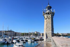 Marina