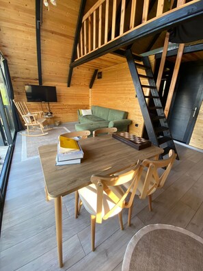 Klassieke bungalow, niet-roken, uitzicht op zee | Woonruimte