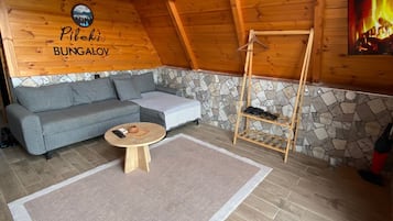 Basic Bungalow, Non Smoking, Sea View | 1 bedroom, free WiFi