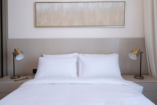 Deluxe Apartment, 2 Bedrooms, Balcony, City View | 2 bedrooms, premium bedding, down comforters, memory foam beds