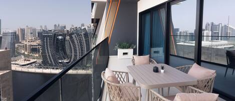 デラックス アパートメント 2 ベッドルーム バルコニー シティビュー | 部屋からの景観