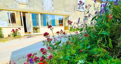 Room rental Bienvenue chez Mémé Chambre de Maurice