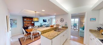 2 BR Condo in Inlet Point Stunning Views