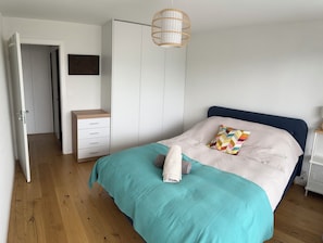 1 quarto, ferros/tábuas de passar roupa, berço de viagem, Wi-Fi