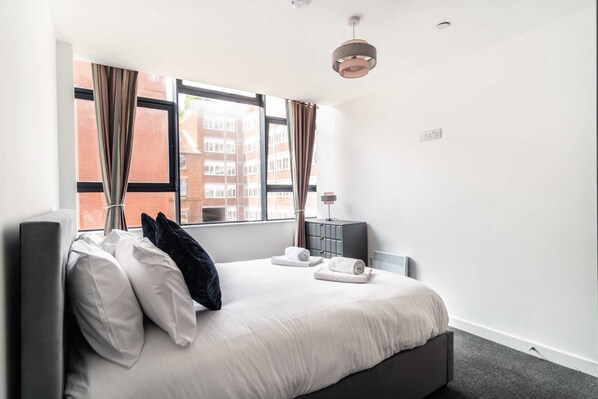 1 bedroom, iron/ironing board, WiFi, bed sheets - Lovely 1 Bed Central Preston Apartment (Lancashire)