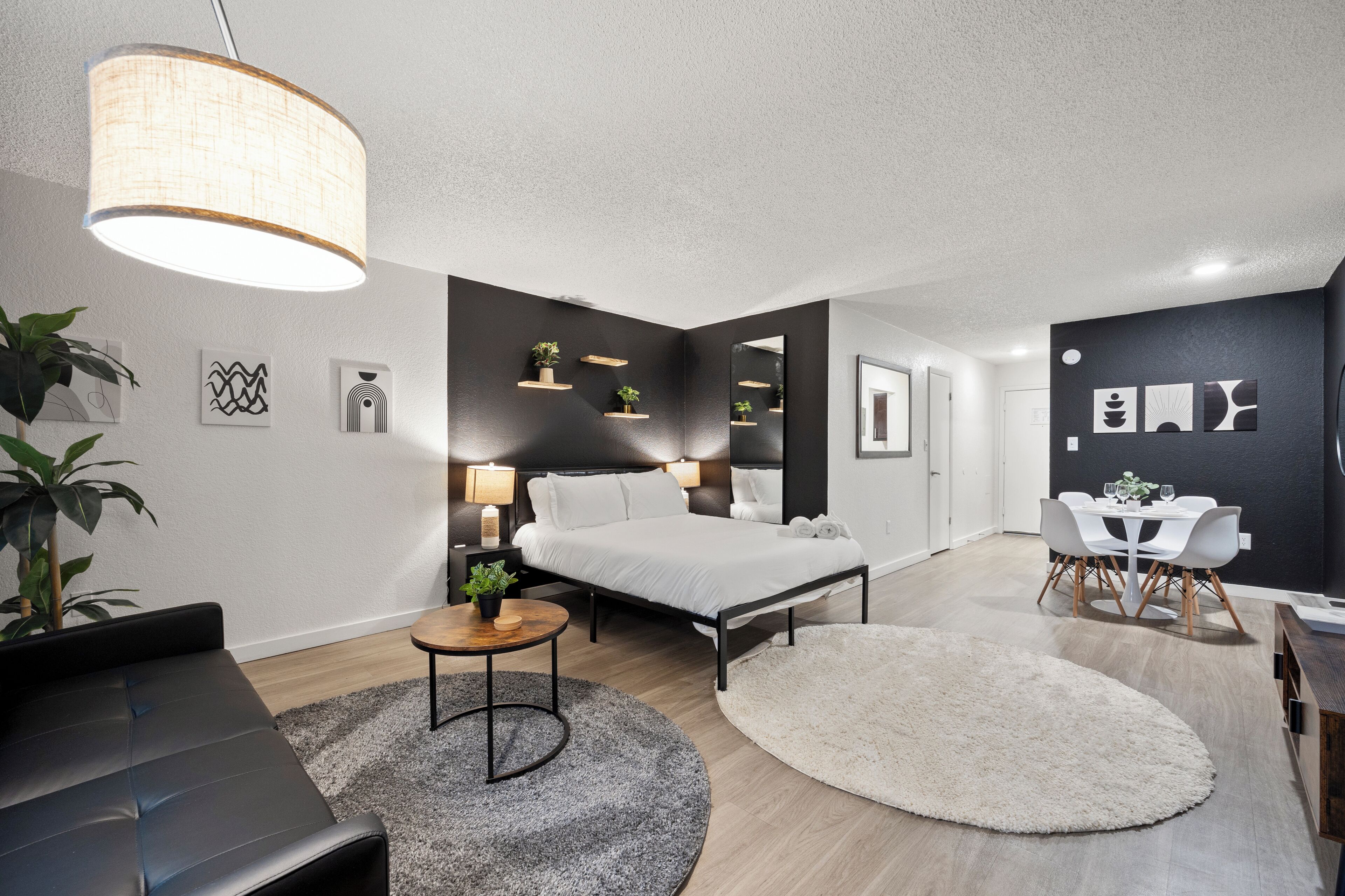 Cozy Studio1-bd apt with Wifi, Pool, and Own Bathroom near Disney Parks, Florida