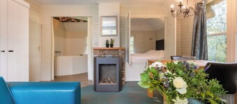 Detached bungalow for 2 people