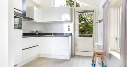 Detached 6-person villa