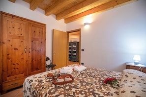 Apartment | 1 bedroom - Appartamento Centro Storico Riva (Riva del Garda)