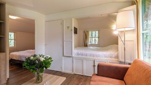 2 bedrooms