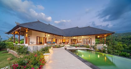 Villa Linggah Longgah, Bali - Spectacular Clifftop Elegance!