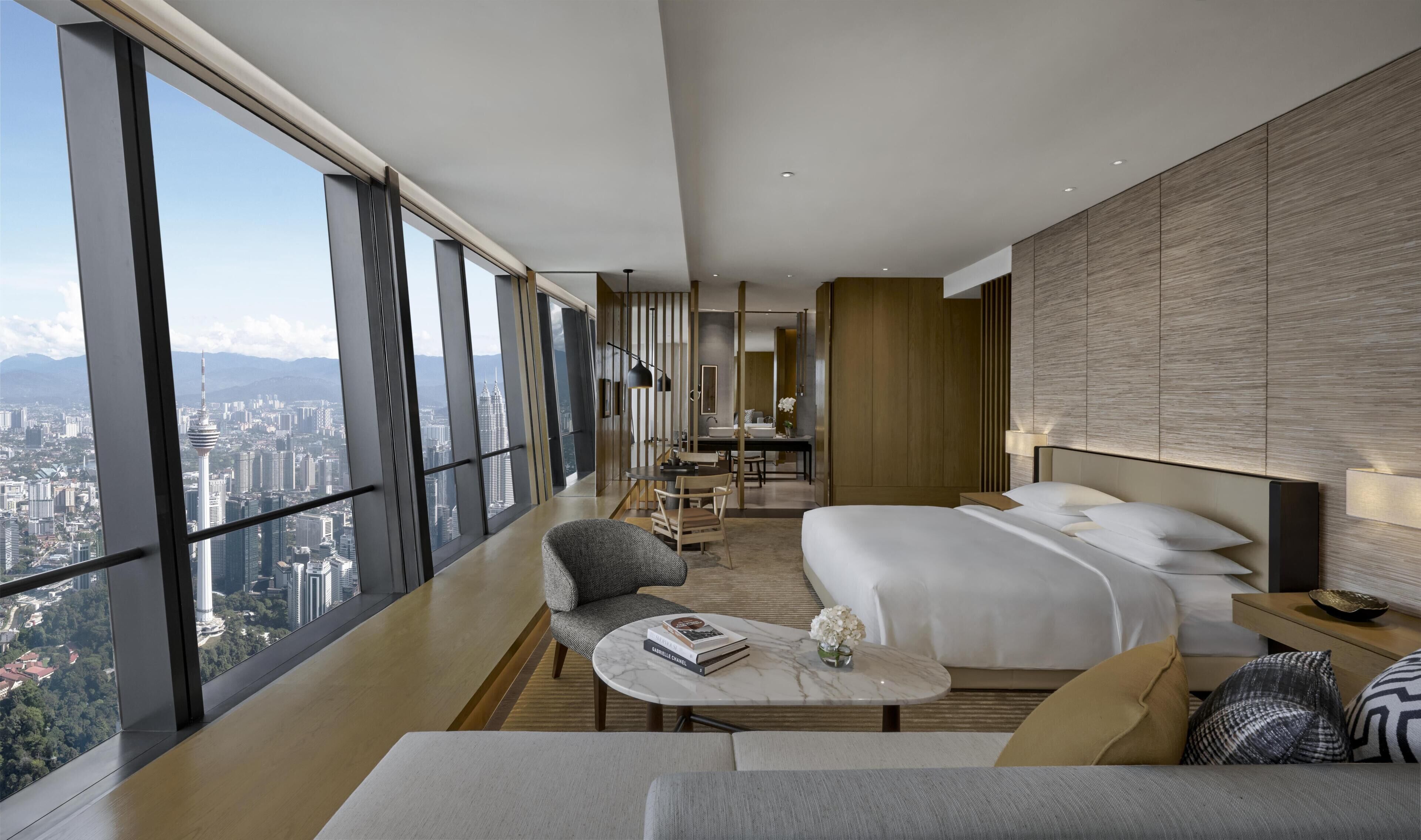 Deluxe Room, 1 King Bed