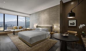 Room, 1 King Bed, Tower | 1 bedroom, premium bedding, free minibar items, in-room safe