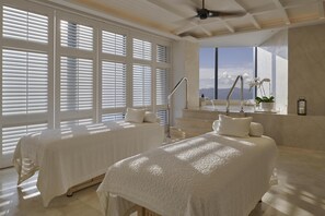 Couples treatment rooms, body treatments, aromatherapy