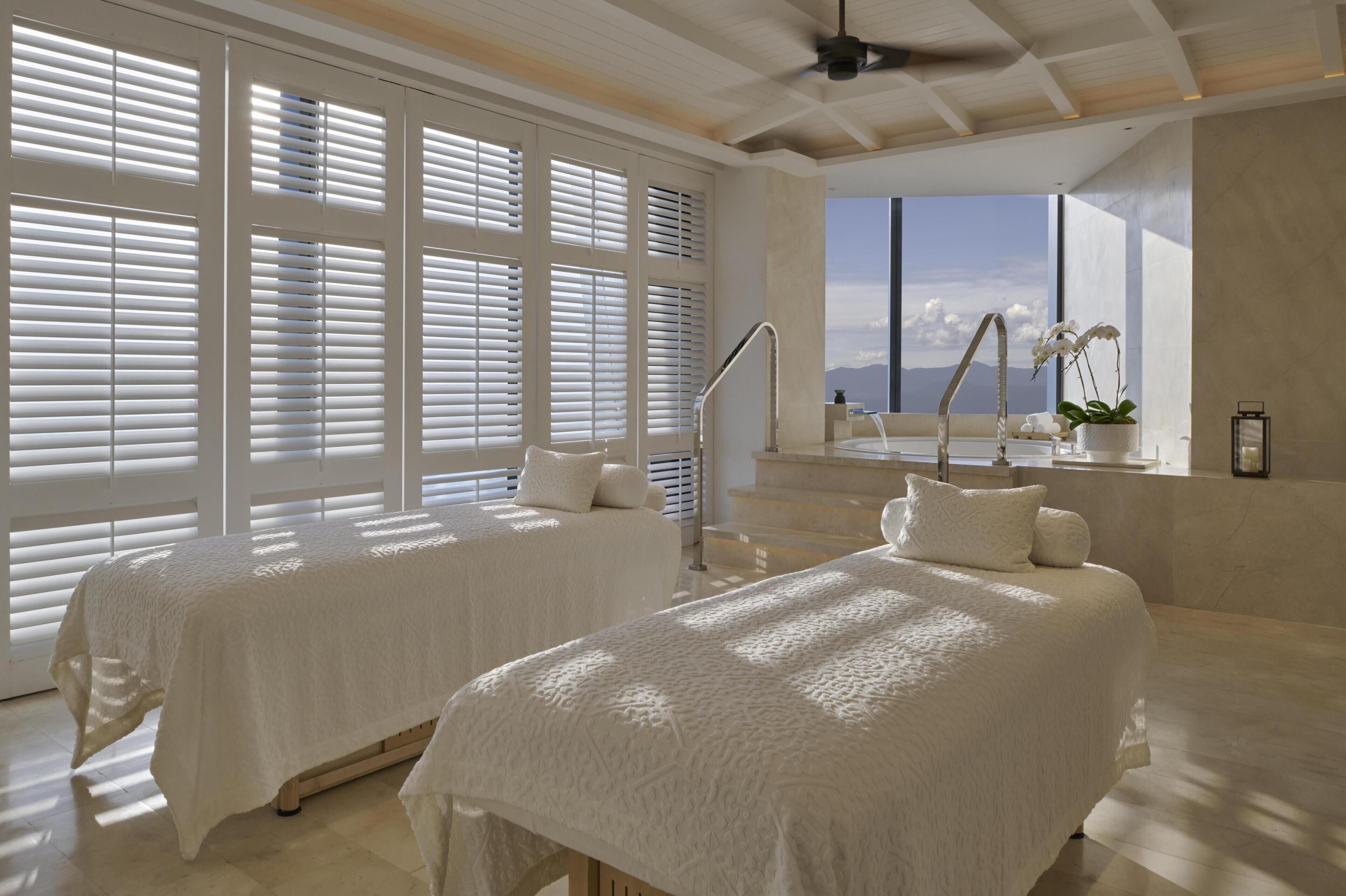 Couples treatment room(s), body treatments, aromatherapy
