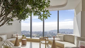 Couples treatment room(s), body treatments, aromatherapy