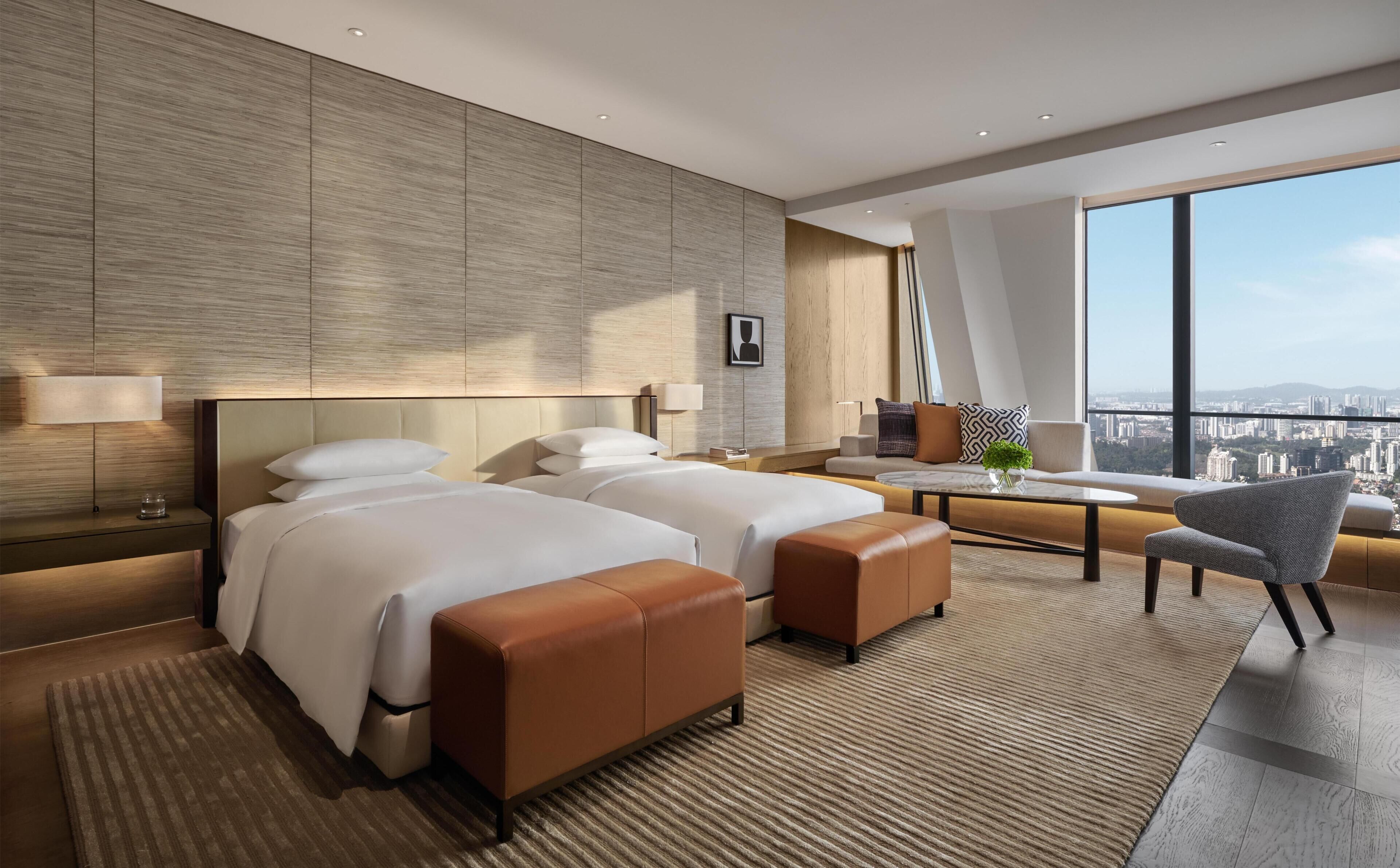 Deluxe Room, 2 Twin Beds | Premium bedding, free minibar items, in-room safe, desk