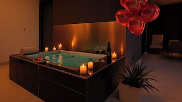 Deluxe Apartment, Balcony, City View | 2 bedrooms, premium bedding, down comforters, memory foam beds