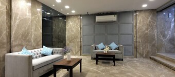 Aleta Residency