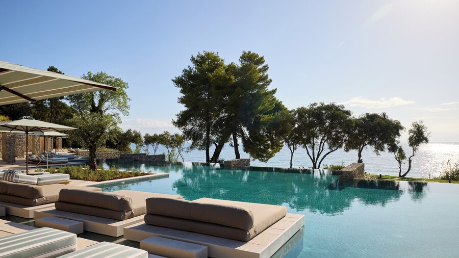 Avali, Mar-Bella Collection