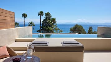 Panorama Junior Suite Private Pool | Private pool