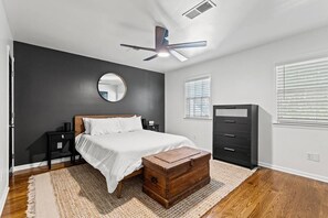 3 bedrooms, iron/ironing board, free WiFi, bed sheets - This house is a 3 bedroom(s), 2.5 bathrooms, located in Lexington, KY. (Lexington)