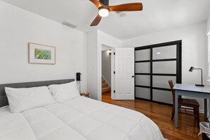 3 chambres, fer et planche à repasser, accès au Wi-Fi (inclus)