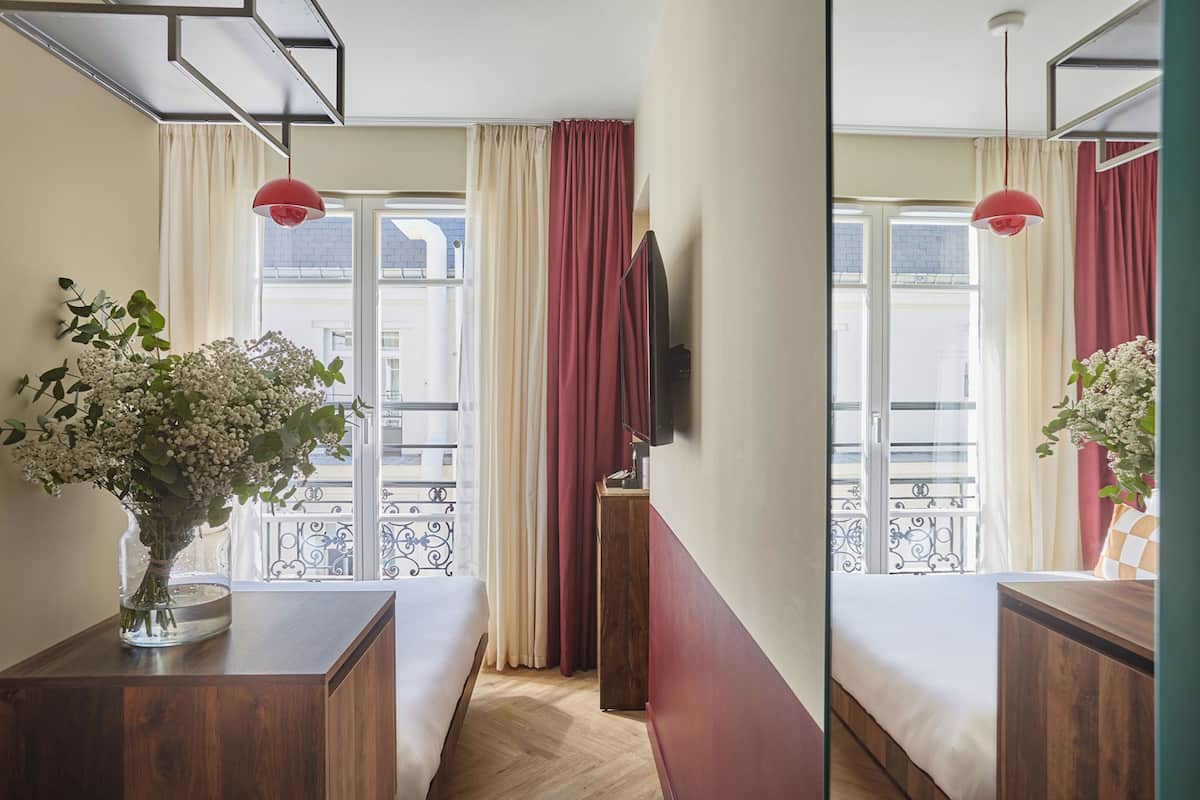 1 bedroom, premium bedding, in-room safe, individually decorated