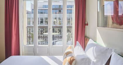 Numa Paris Champs-Élysées